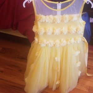 Yellow girl dress size 14